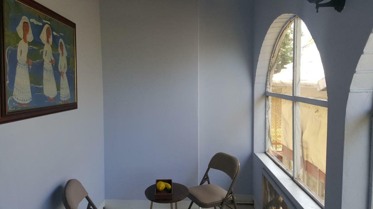 Rainbow Inn Grenville エクステリア 写真
